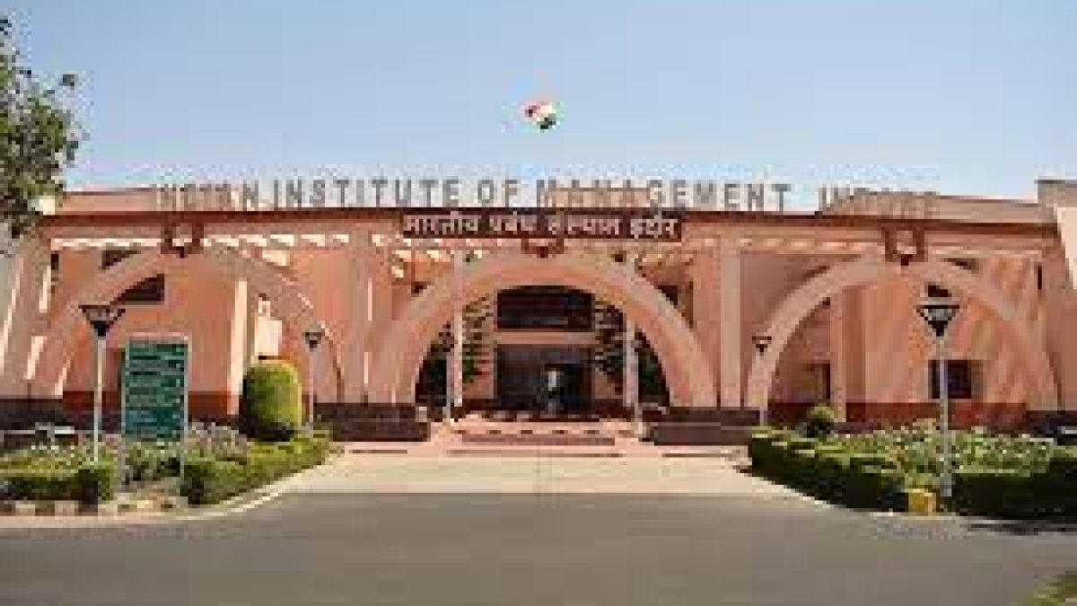 Indian Institute Of Management – Indore: Courses, Fees, Eligibility