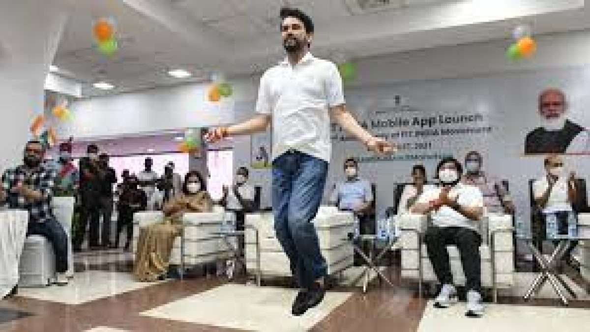 Anurag Thakur launched Fit India Mobile Application