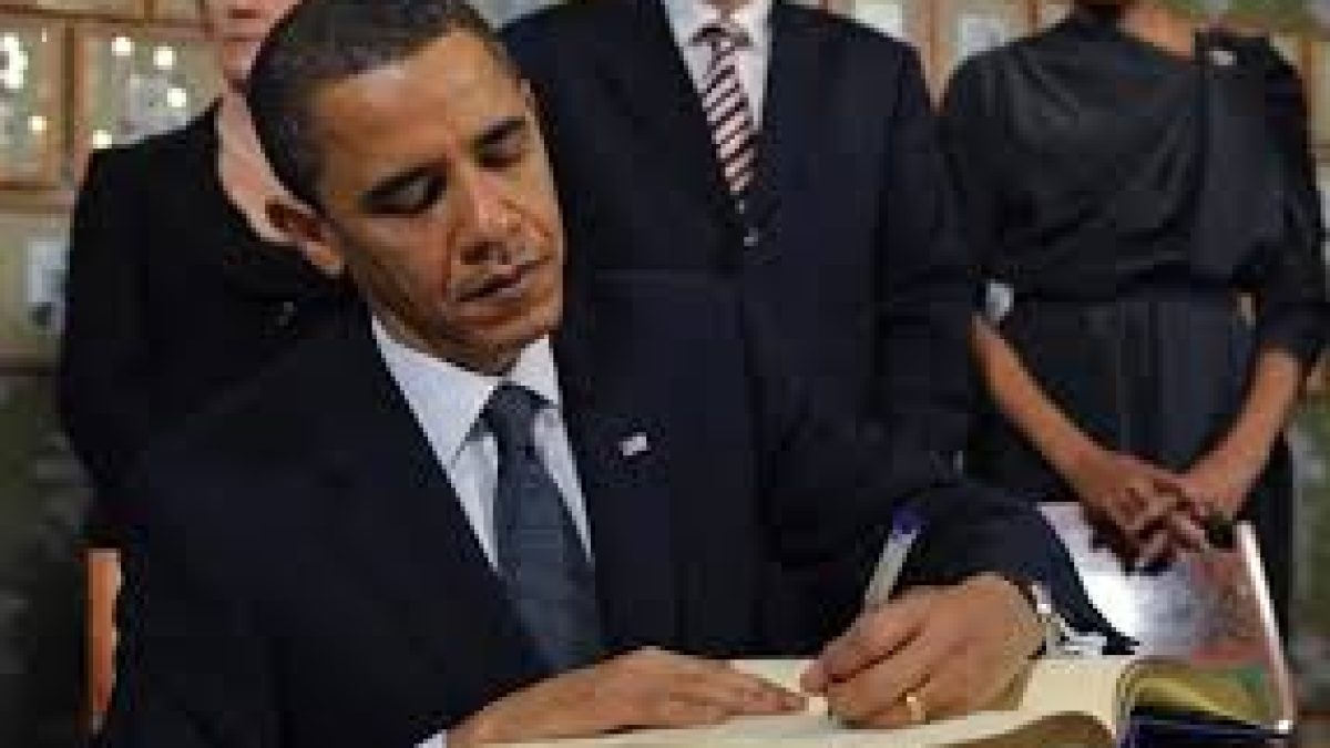 International Lefthanders Day 2021