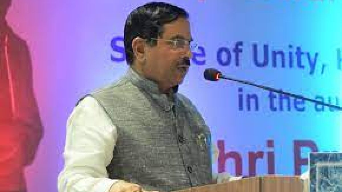 Pralhad Joshi Calls for Restructuring NMET as Autonomous Body