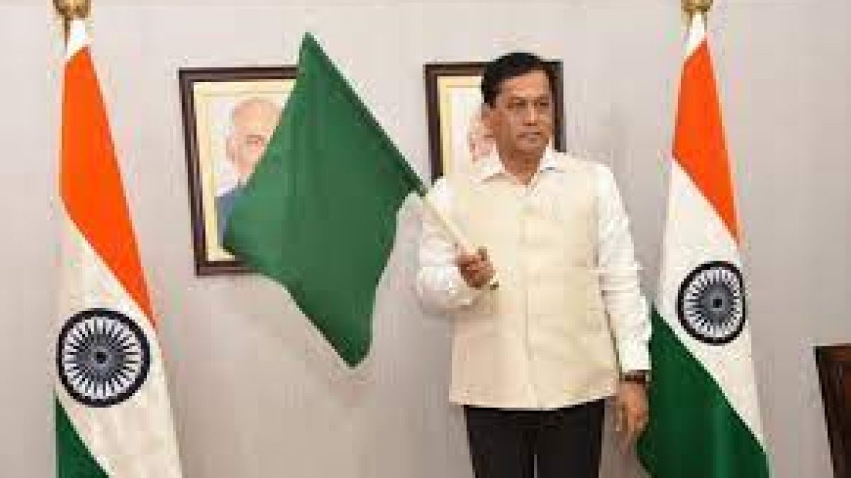 Union Minister Sarbananda Sonowal flags off dwarf container train from JNPT to Kanpur