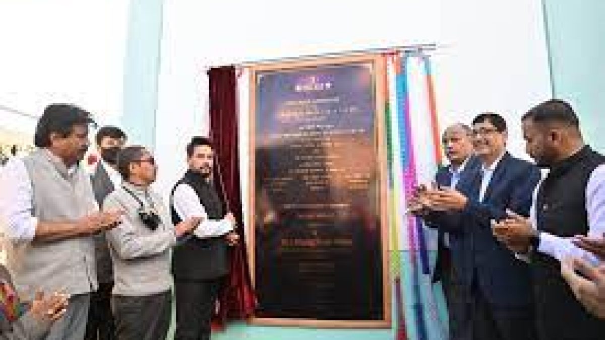 Union Minister launches DD/AIR Transmitters at Hamboting La in Ladakh