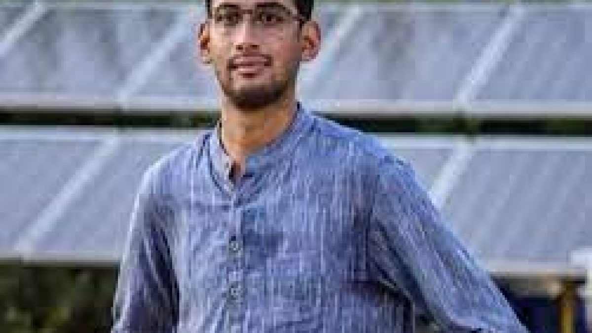 Indian Entrepreneur’s Agro Waste Project ‘Takachar’ Wins Prince William’s inaugural ‘Eco-Oscar’ Award