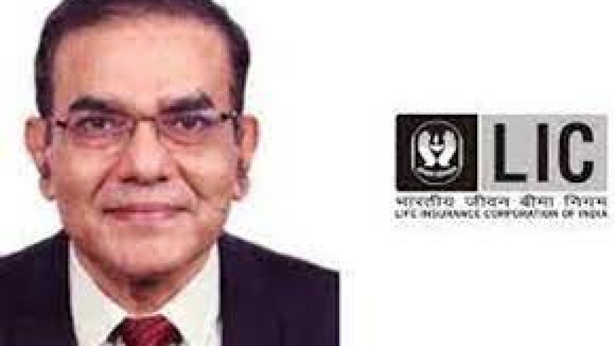 B C Patnaik takes charge as MD of LIC