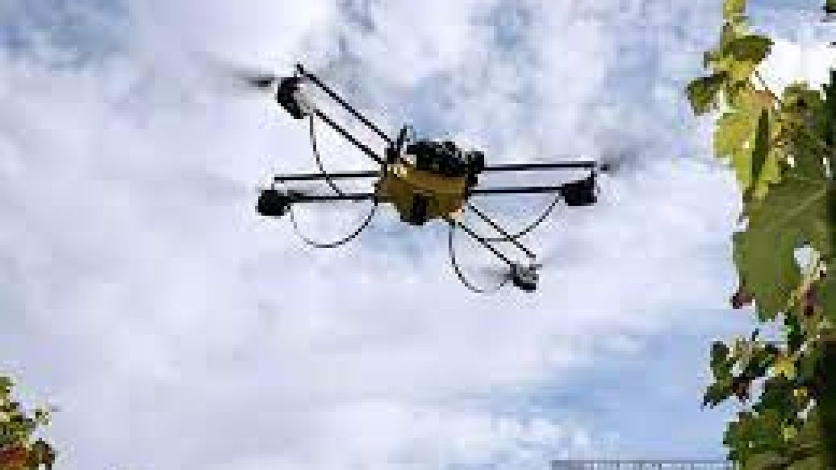 Drone developer FIXAR ties up with Paras Aerospace to enter the Indian market