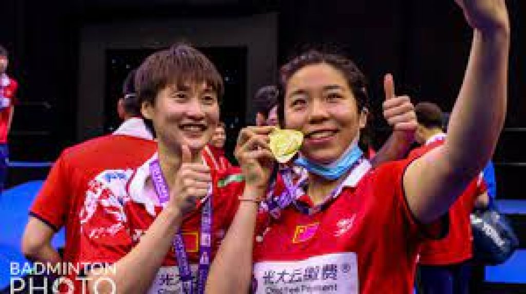 Indonesia and China Lifts 2020 Thomas Cup and Uber Cup respectively