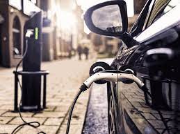 Niti Aayog, World Bank ready electric vehicles financing push