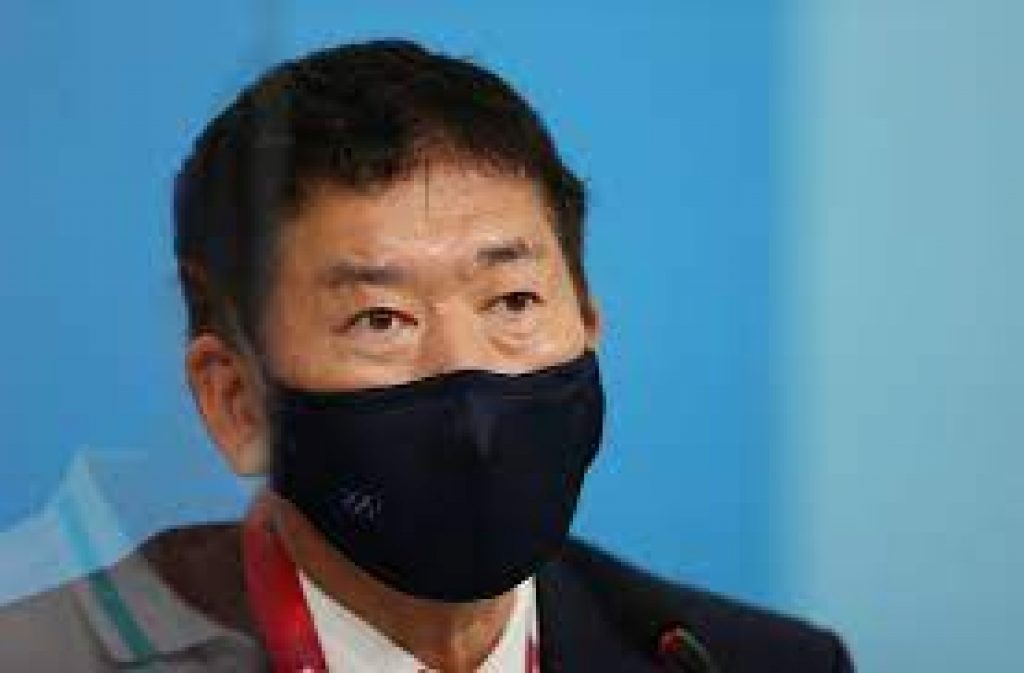 Morinari Watanabe re-elected as President of FIG