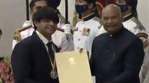 Neeraj Chopra receives Major Dhyan Chand Khel Ratna award