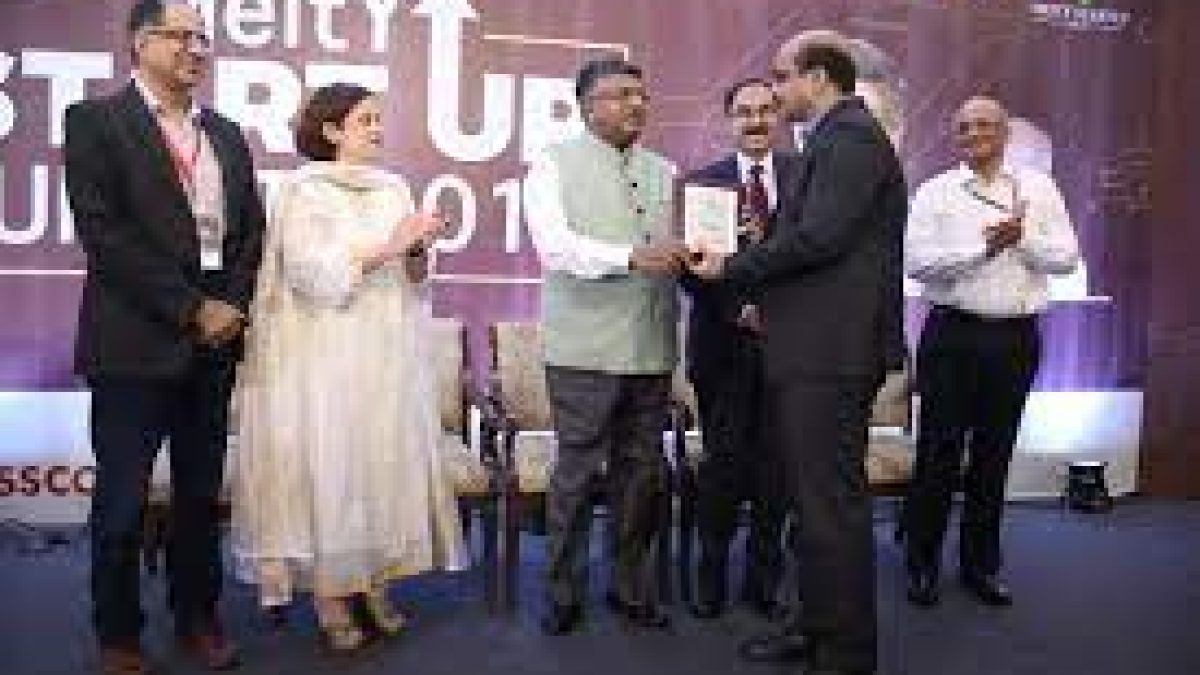 Karnataka Bank won 2 DigiDhan Awards by MeitY