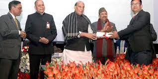 Rajnath Singh gives Raksha Mantri Awards for Excellence 2021