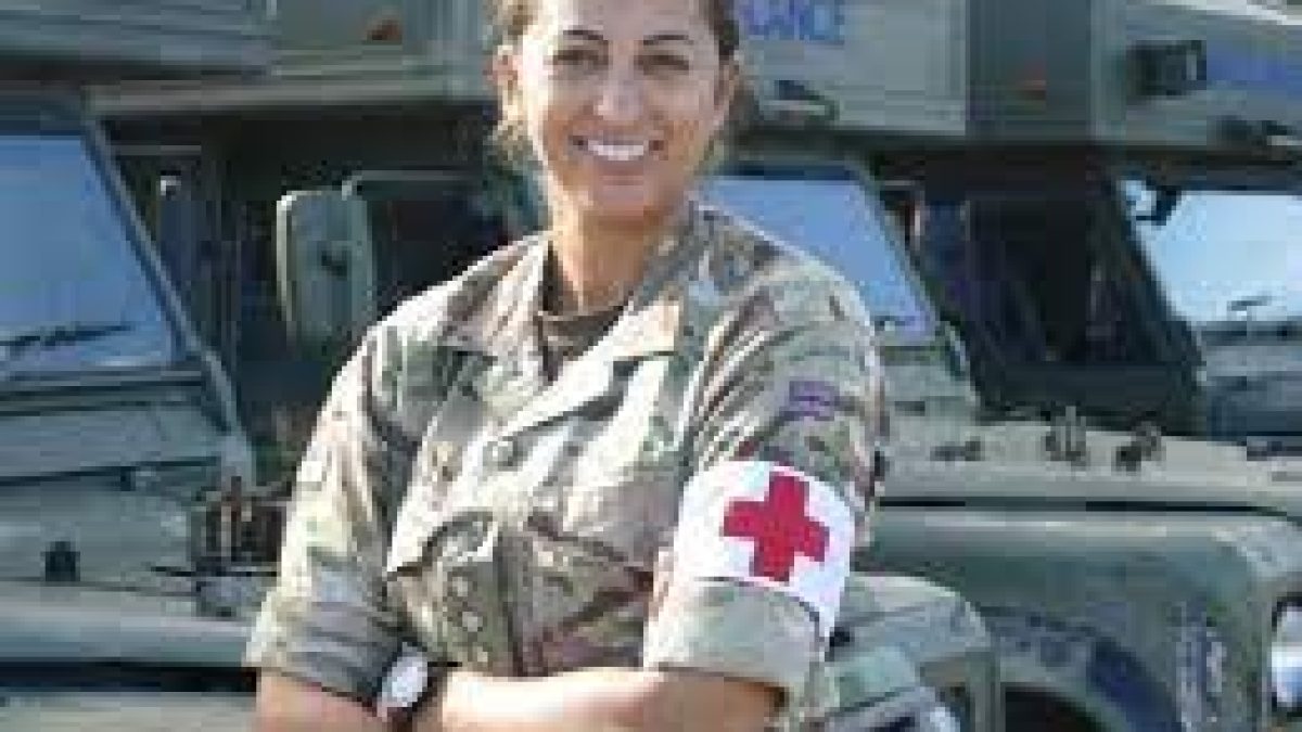 Indian-Origin UK Army officer Harpreet Chandi becomes first women of colour to trek solo to South Pole