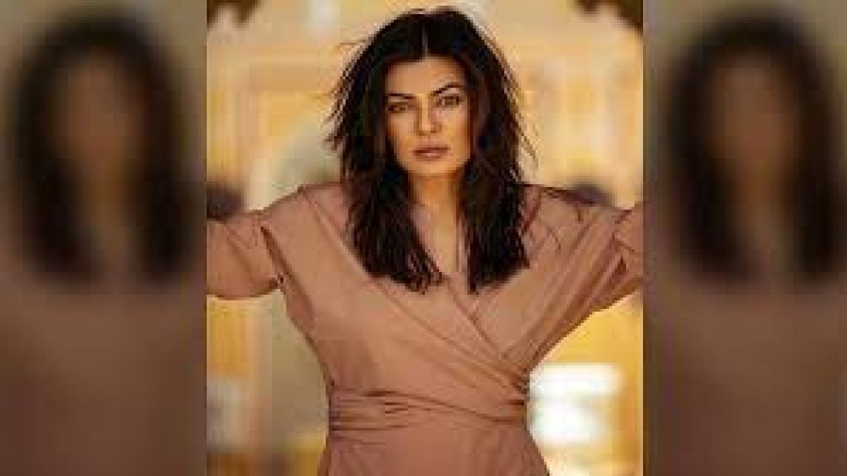 Sushmita Sen wins International Association of Working Women Award for ‘Aarya 2’