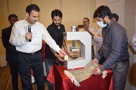 Kashmiri hand-knotted carpets get QR Code-based GI Tag