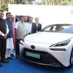Union Minister Nitin Gadkari inaugurates India’s first Green Hydrogen Fuel Cell Electric Vehicle (FCEV) Toyota Mirai