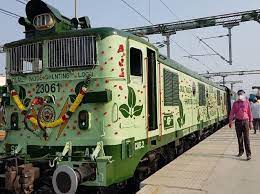 WCR develops battery-operated dual-mode locomotive ‘Navdoot’