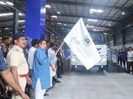 First LNG truck facility in India opened by Blue Energy Motors