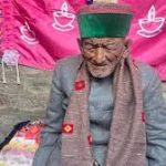 Shyam Saran, first voter of Independent India, casts his postal ballot for Himachal polls