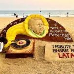 Lata Mangeshkar’s 1st Death Anniversary, Sudarsan Pattnaik Pays Tribute