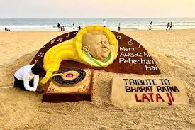 Lata Mangeshkar’s 1st Death Anniversary, Sudarsan Pattnaik Pays Tribute