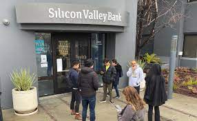 Silicon Valley Bank Collapse: The Biggest Bank Failure Since 2008