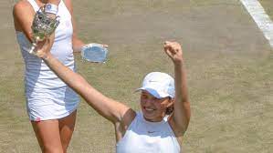 Infosys Signs Women’s Tennis Champ Iga Swiatek As Brand Ambassador