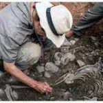 Archaeologists found a 3,000-year-old priestly tomb in Peru.