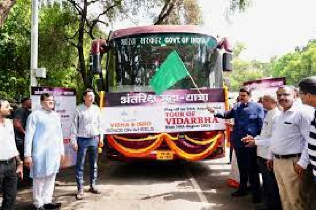 ISRO tie-up With Vijnana Bharati (VIBHA) For ‘Space On Wheels’ Exhibition