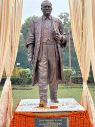 President Droupadi Murmu Unveils Dr. B.R. Ambedkar’s Statue At Supreme Court