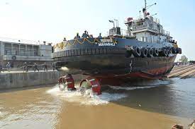 Indian Navy Launches 25T Bollard Pull Tug ‘MAHABALI’ In Gujarat