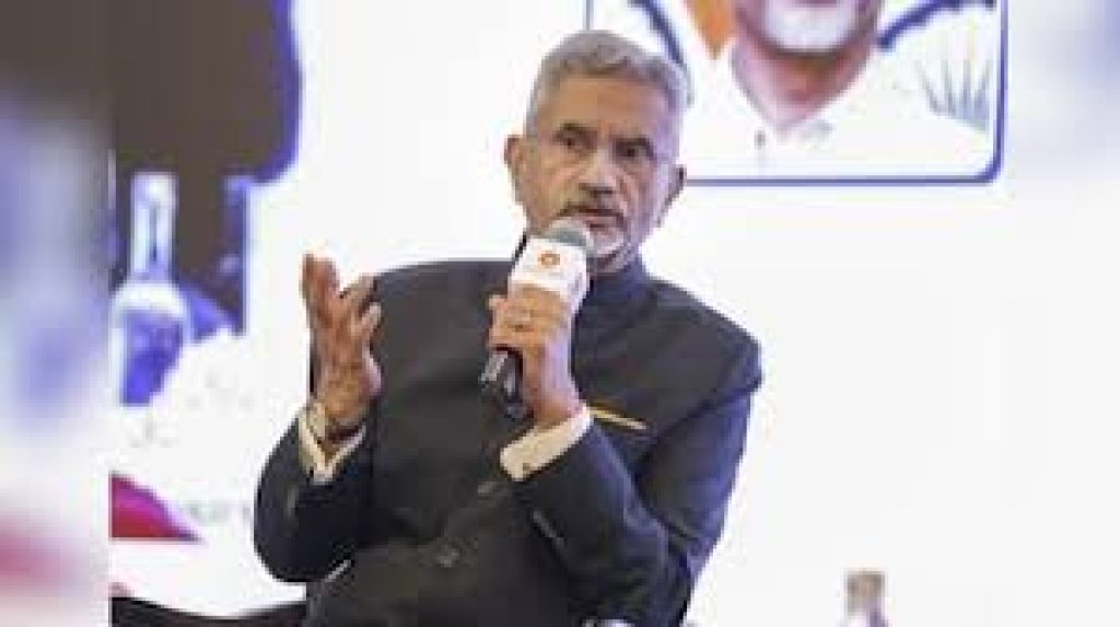 Jaishankar Receives Sri Chandrasekarendra Saraswathi Award for Leadership
