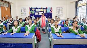 Hindi Now Mandatory as Third Language in Classes 1–5 in Maharashtra