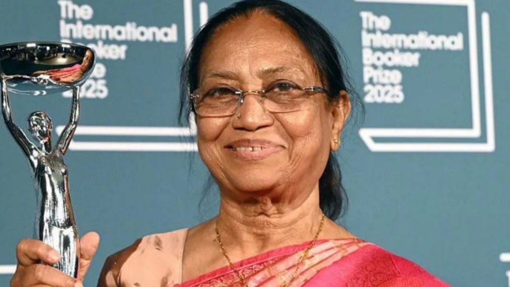 Banu-Mushtaq-heart-lamp