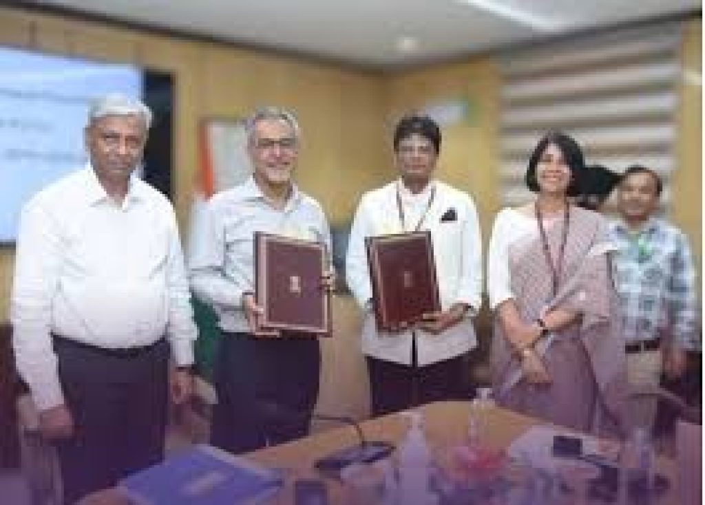 Department of Food and Public Distribution and Food Corporation of India signs MoU to strengthen foodgrain management