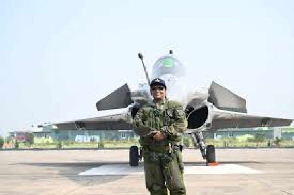 President Murmu Becomes First President to Fly in Rafale Jet