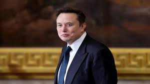 Elon Musk Becomes the First Person With $800 Billion Wealth