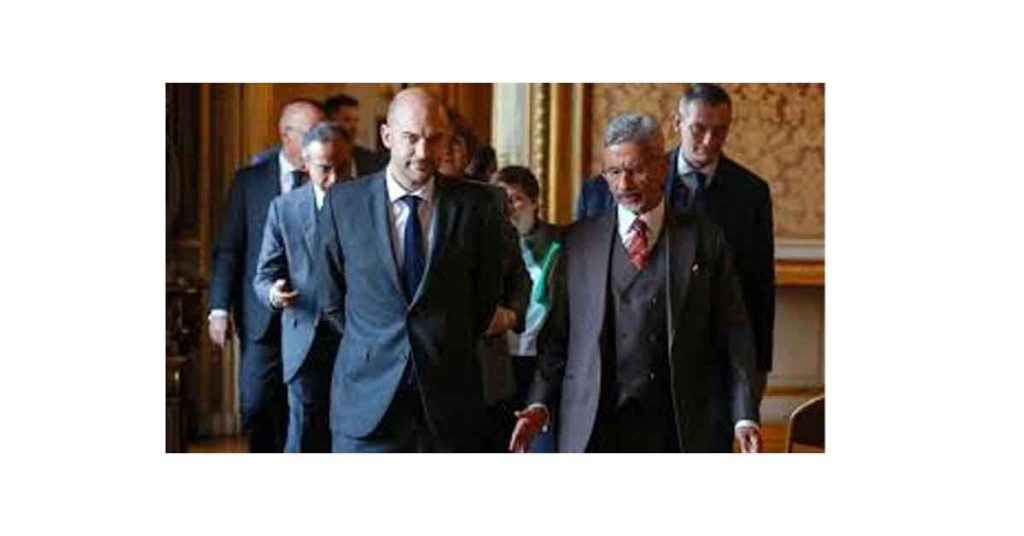 India’s First Engagement with the Weimar Triangle