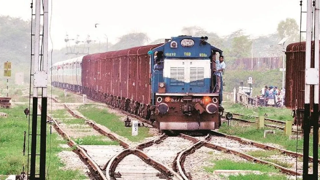 Cropped Thar Express