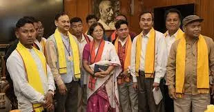 Dima Hasao insurgent group signs peace pact with Assam, Centre