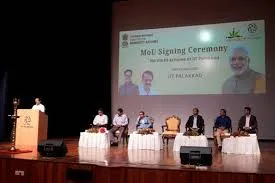 A MoU signed for Skilling Project under PM VIKAS Scheme between Ministry of Minority Affairs and IIT Palakkad