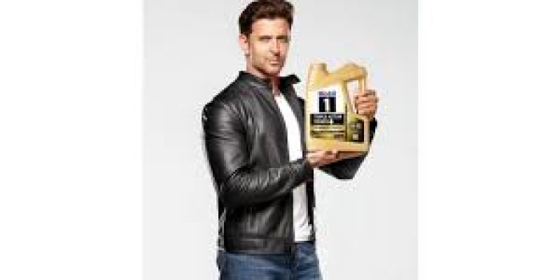 Actor Hrithik Roshan to be the new face of leading lubricants brand Mobil