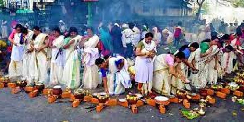 Attukal Pongala celebrated with pomp by women in Kerala