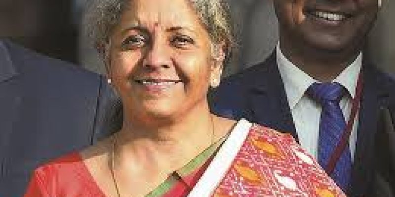 Centre lifts embargo on private banks