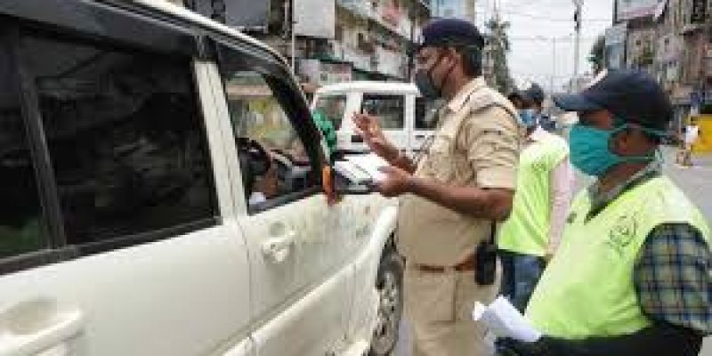 Delhi mandates wearing of mask when travelling in car