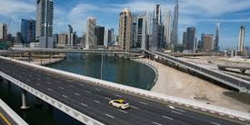 Dubai extends 24-hour coronavirus lockdown by a week