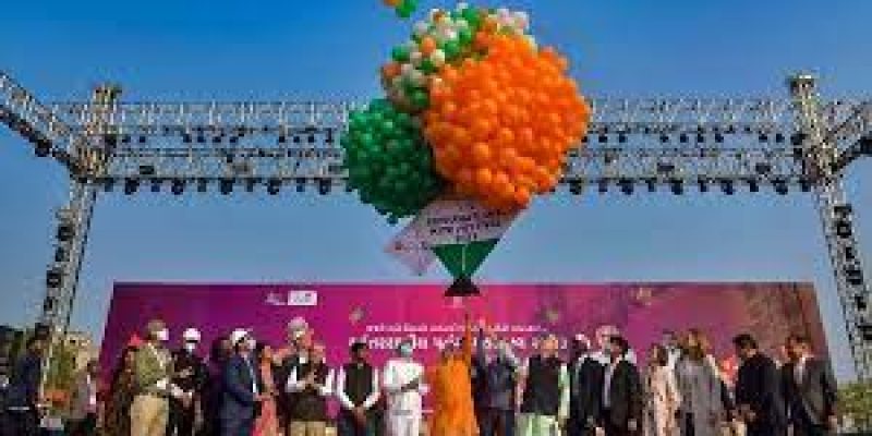 Gujarat CM Bhupendra Patel inaugurates 2023 International Kite Festival
