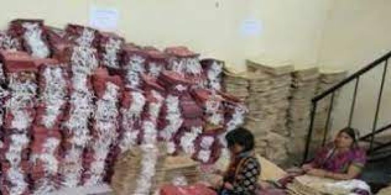 KVIC’s unique plastic mixed handmade paper gets patent