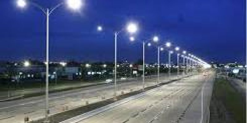 1.34 crore street lights to be replaced with LED by March 2020