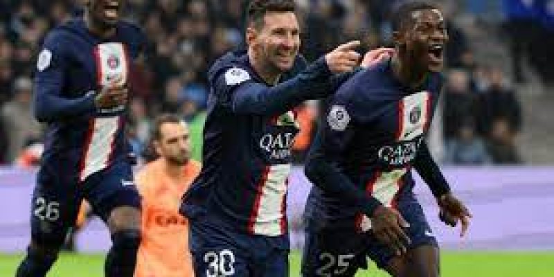 Lionel Messi scores 700th career club goal