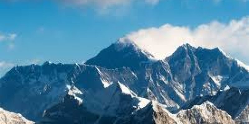 New height of Mount Everest